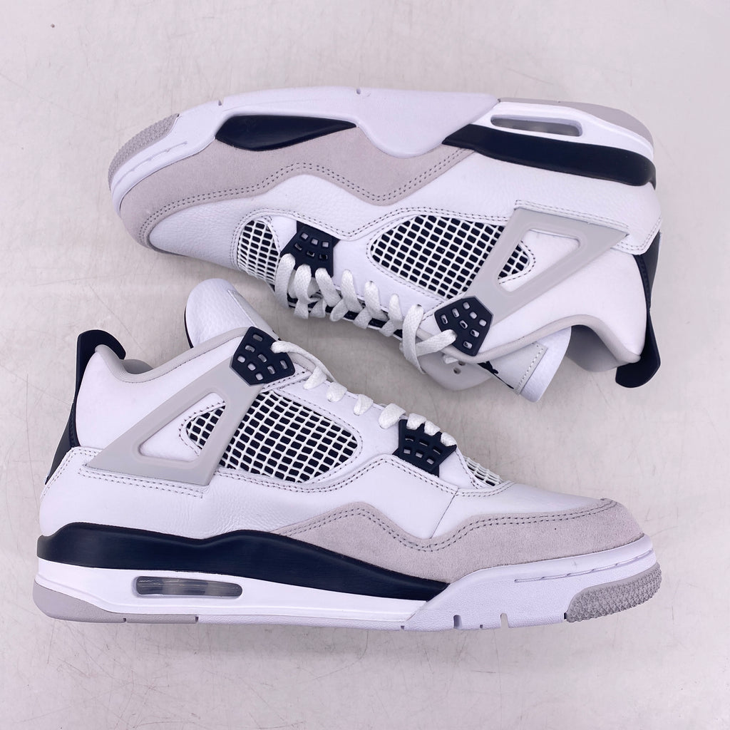 Air Jordan 4 Retro "Military Black" 2022 New Size 10