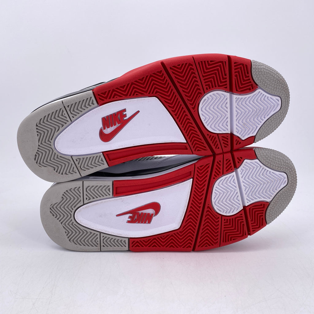Air Jordan 4 Retro "Fire Red" 2020 Used Size 10.5