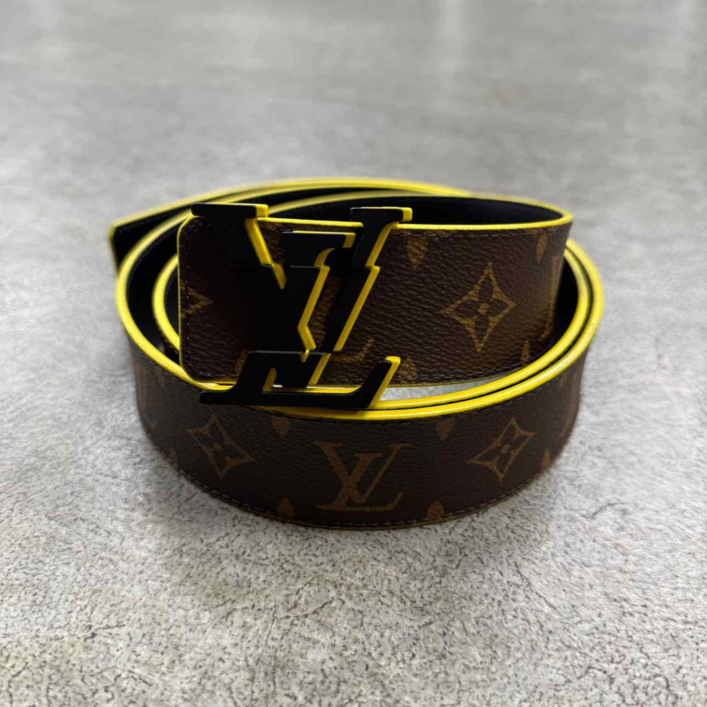 Louis Vuitton Belt "BROKEN" Used Brown Size 44