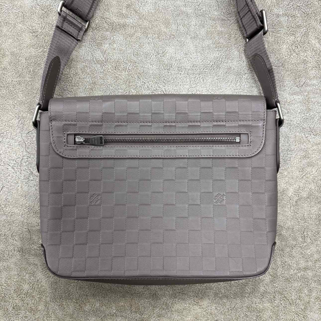 Louis Vuitton Messenger Bag "DISTRICT" New Grey Size PM