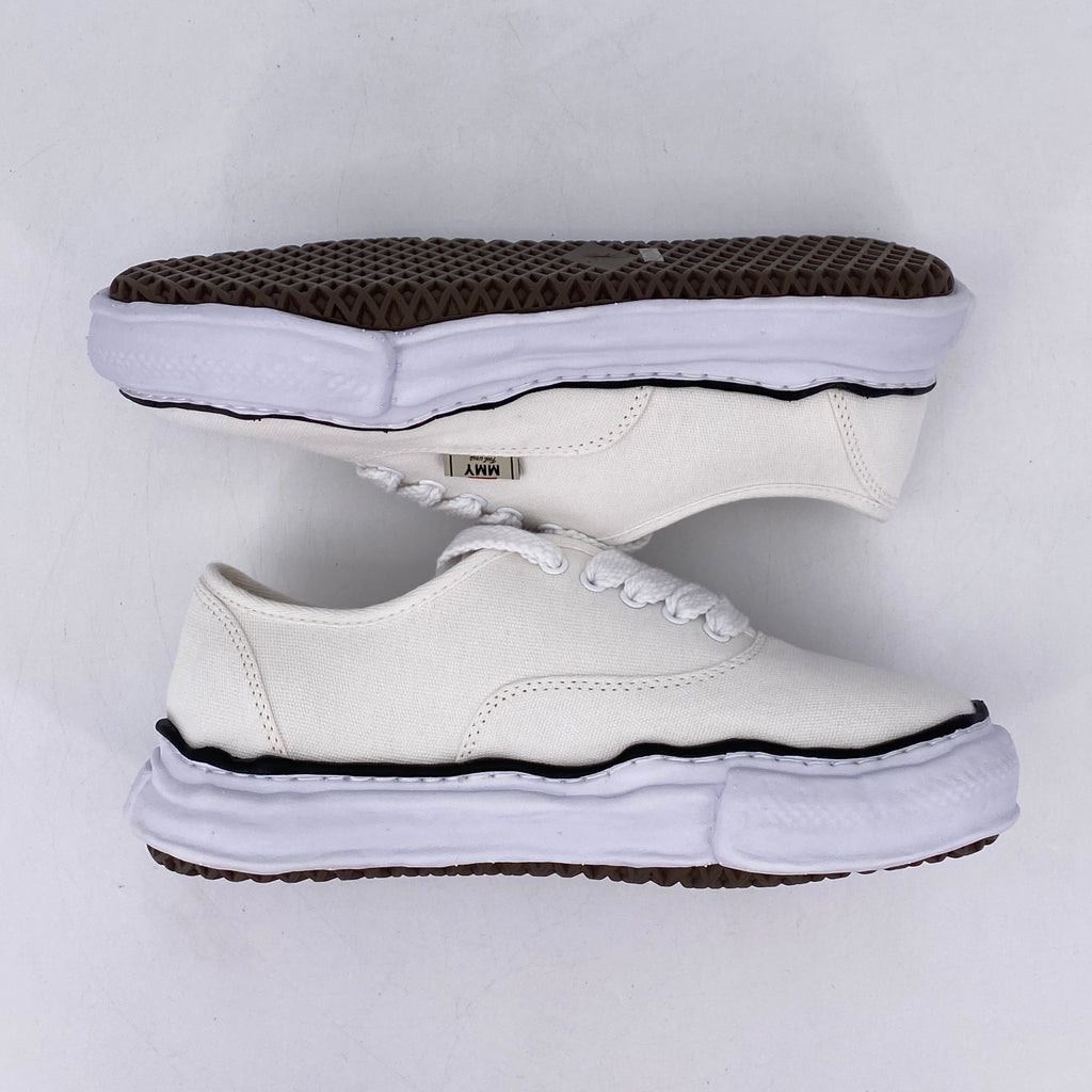 Maison Mihara Yasuhiro Low Top "White"  New Size 42