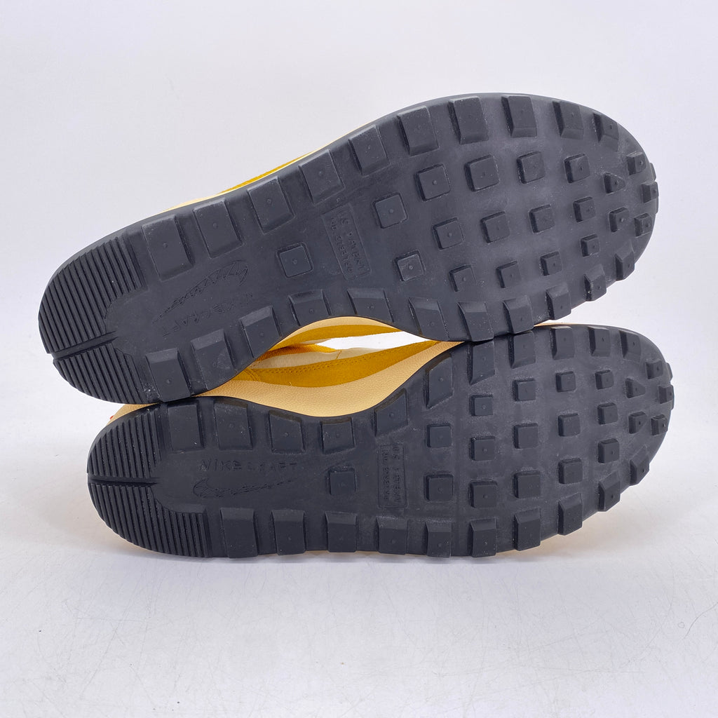 Nike (W) General Purpose Shoe "Dark Sulfur" 2022 Used Size 14W
