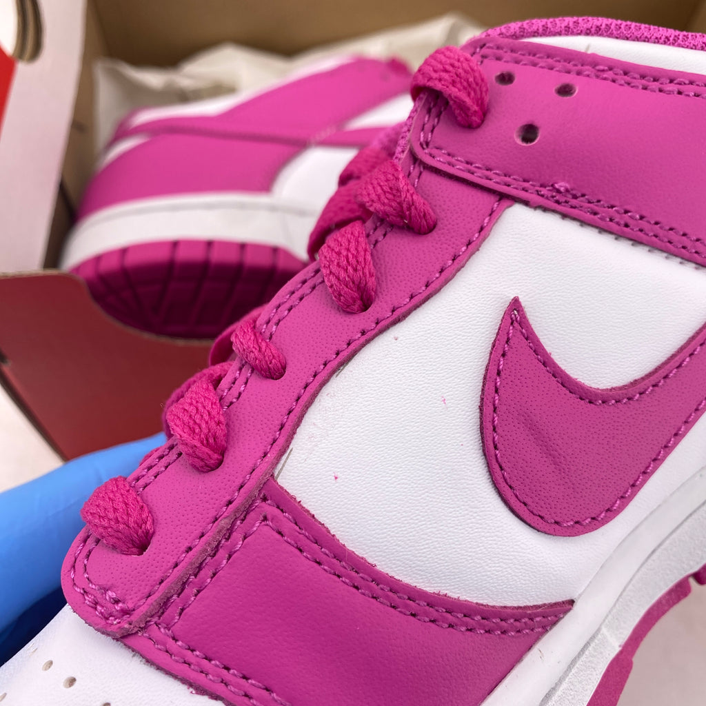 Nike (GS) Dunk Low "Active Fuchsia" 2023 New Size 7Y