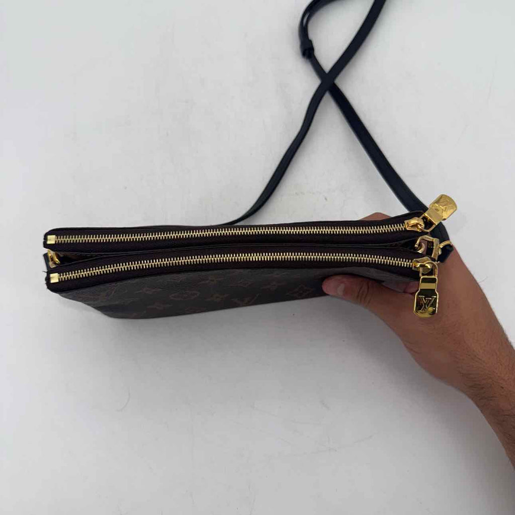 Louis Vuitton Handbag "DOUBLE ZIP POCHETTE" Used Brown