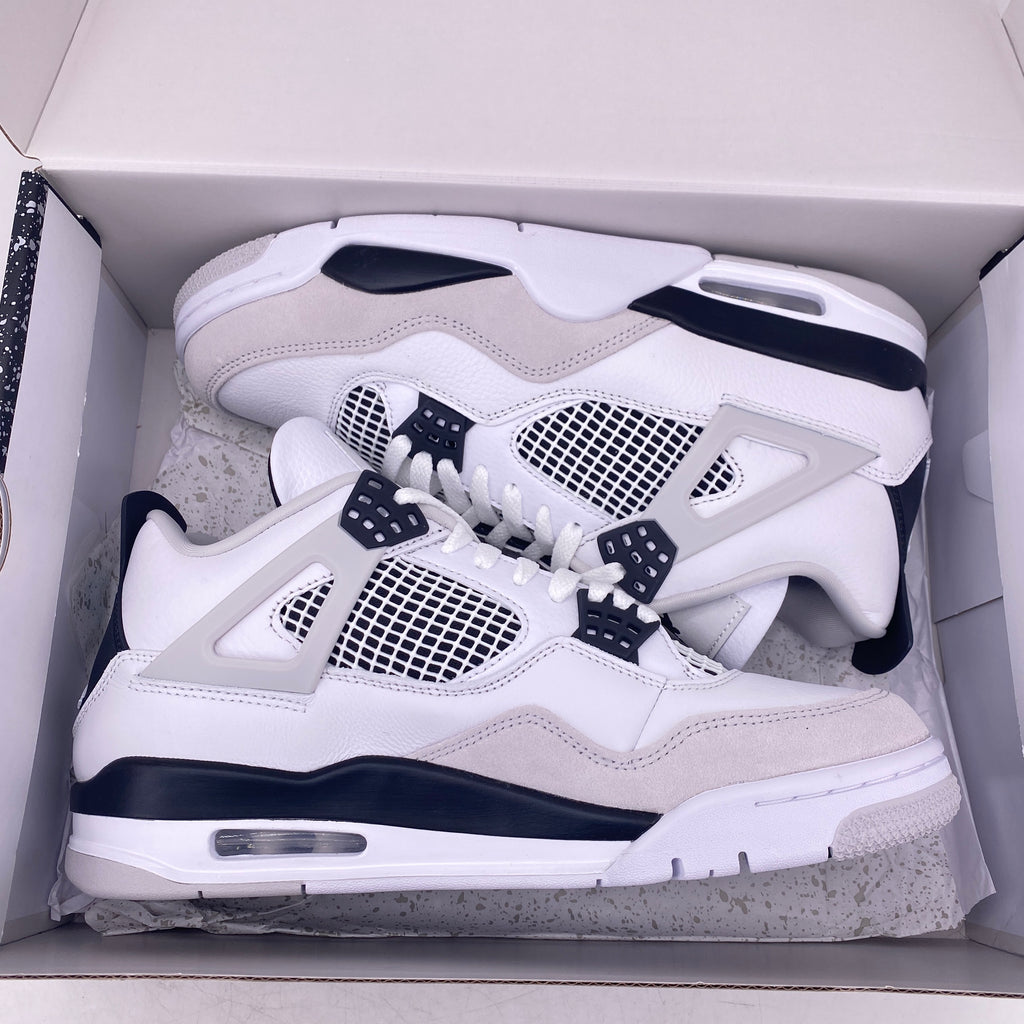 Air Jordan 4 Retro "Military Black" 2022 New Size 10