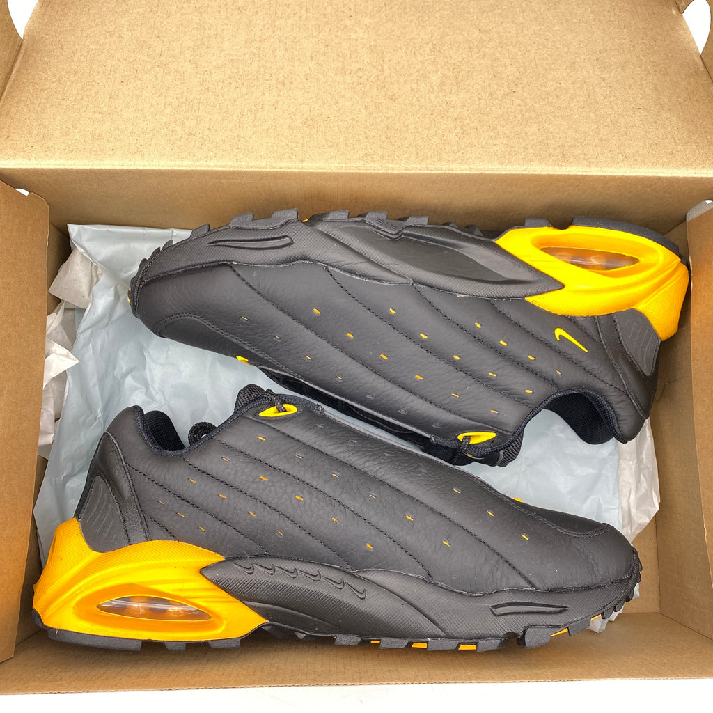 Nike Hot Step Air Terra "Black Yellow" 2022 Used Size 11.5