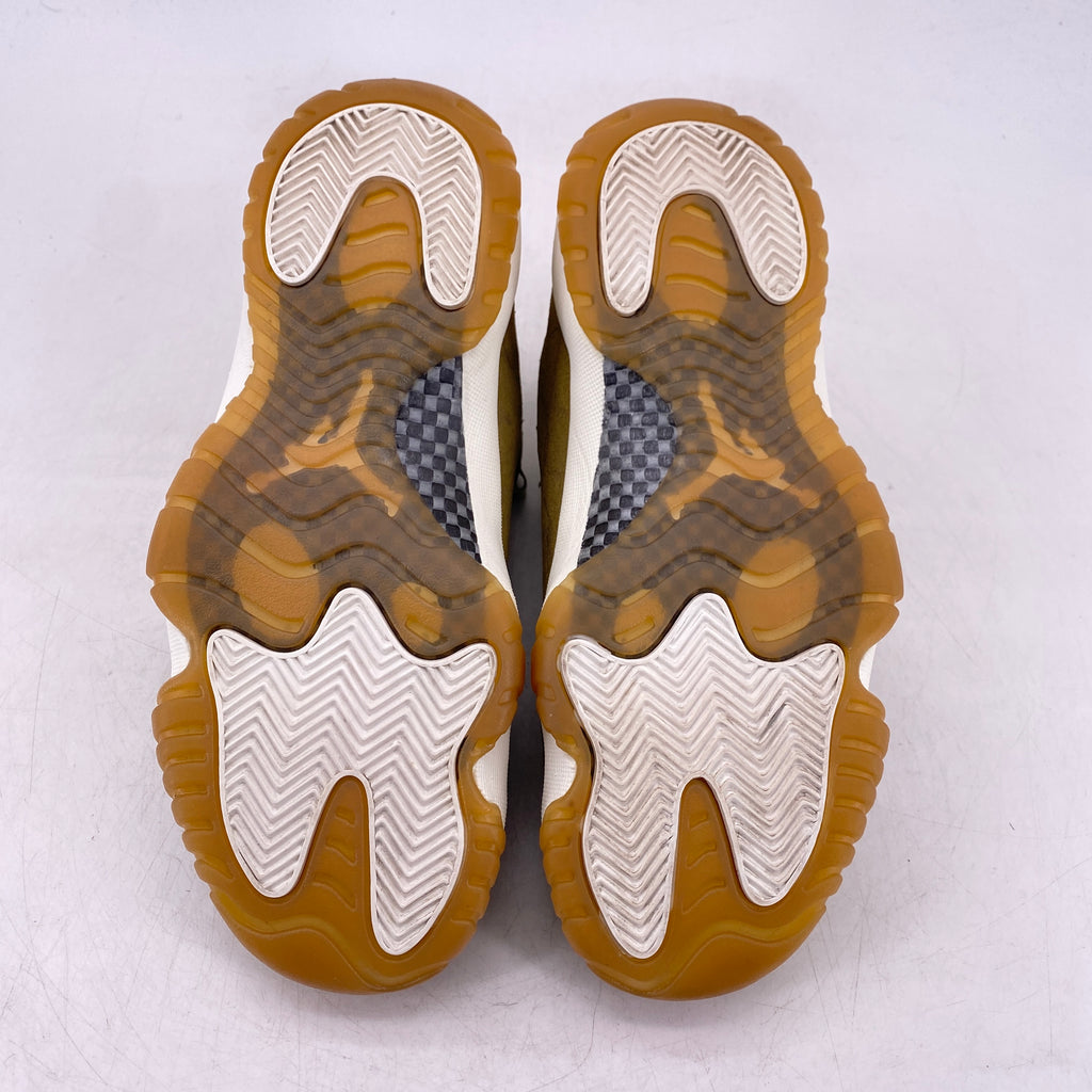 Air Jordan (W) 11 Retro "Neutral Olive" 2018 Used Size 8.5W
