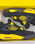 Air Jordan 4 Retro "Thunder" 2023 Used Size 9.5