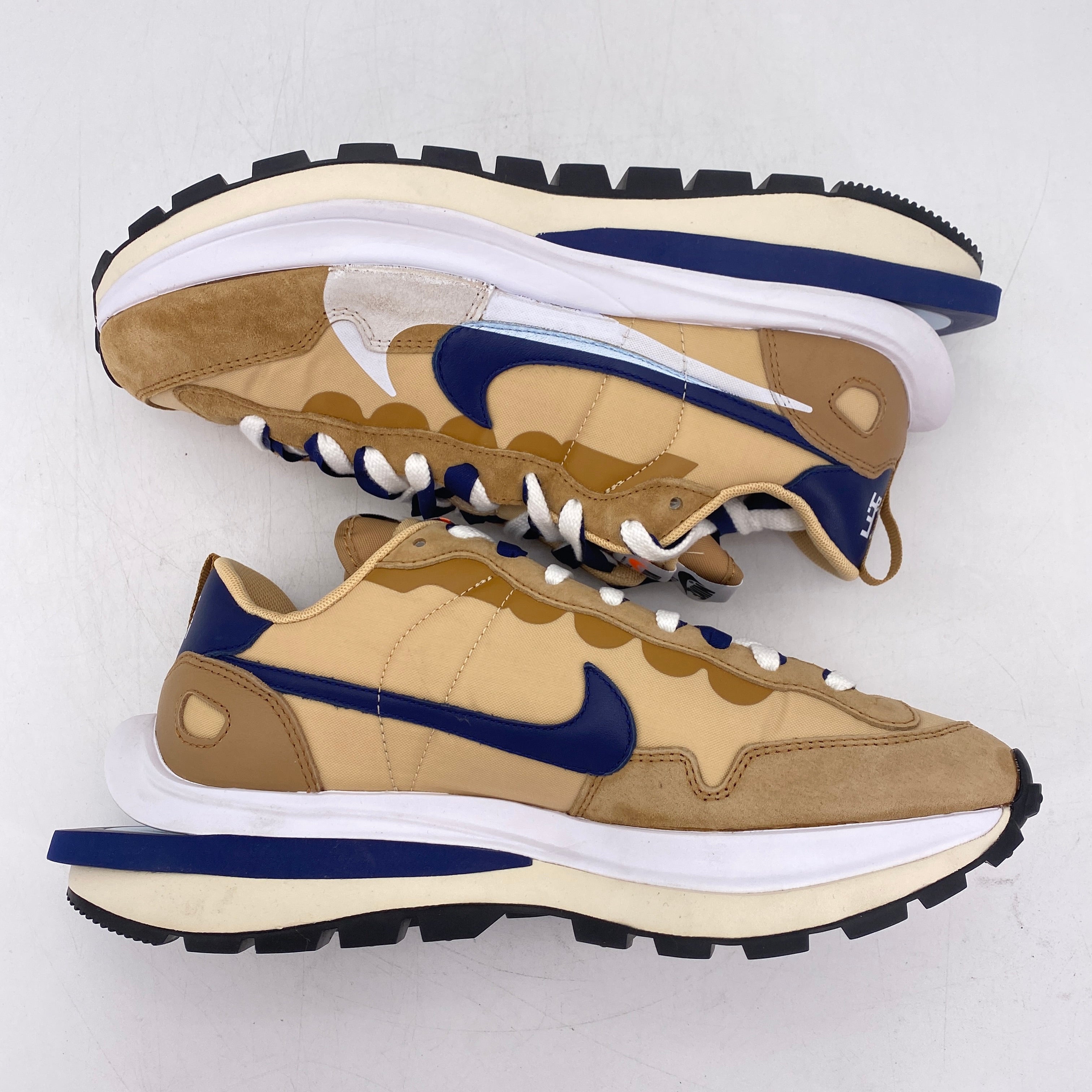 最終値下　sacai ボディバッグ dr.woo ベージュ系 501 Size 10.5 - Nike VaporWaffle x Sacai Tan Navy White Sesame Blue