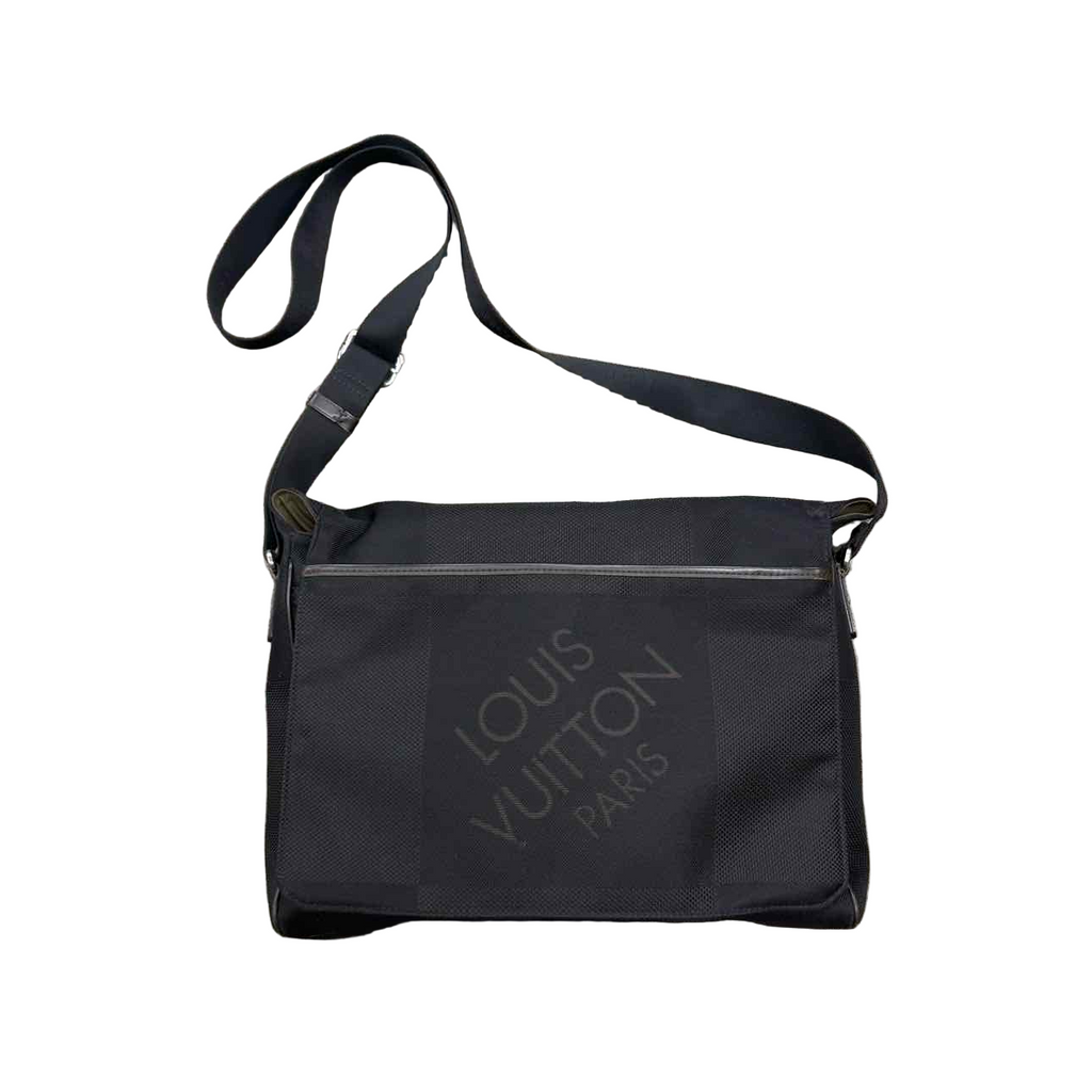 Louis Vuitton Messenger Bag "DAMIER GEANT" Used Black