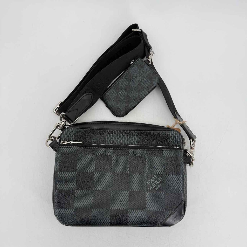 Louis Vuitton Messenger Bag "TRIO" Used Black