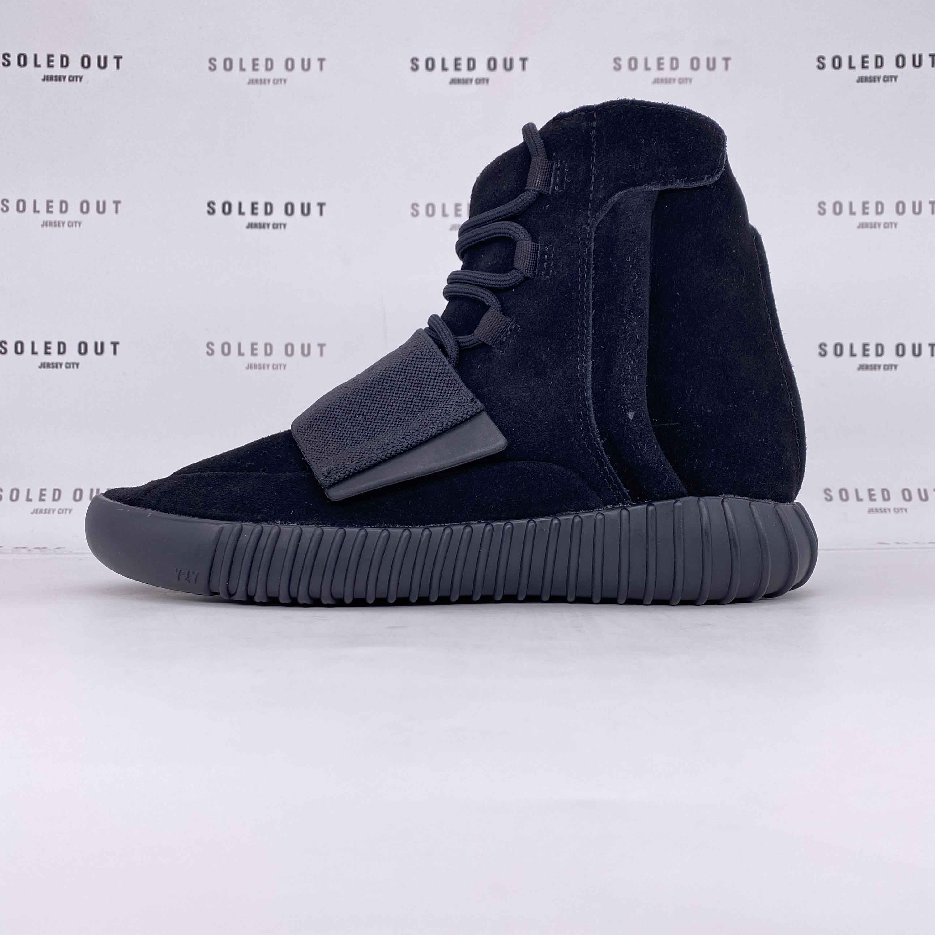 Yeezy Boost 750 Triple Black 7