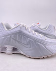 Nike Shox R4 (W) "White Metallic Silver" 2019 Used Size 8.5W