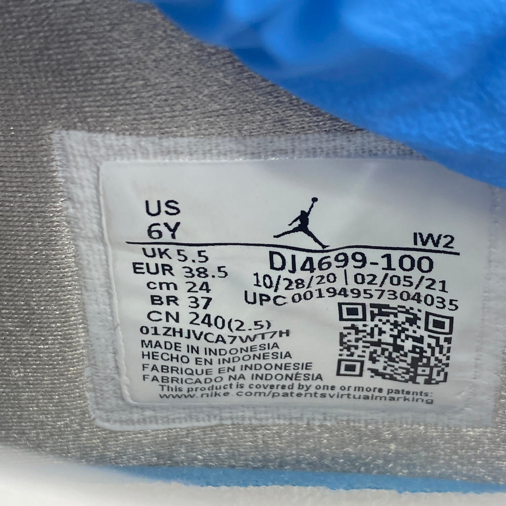 Air Jordan (GS) 4 Retro "White Oreo" 2021 Used Size 6Y