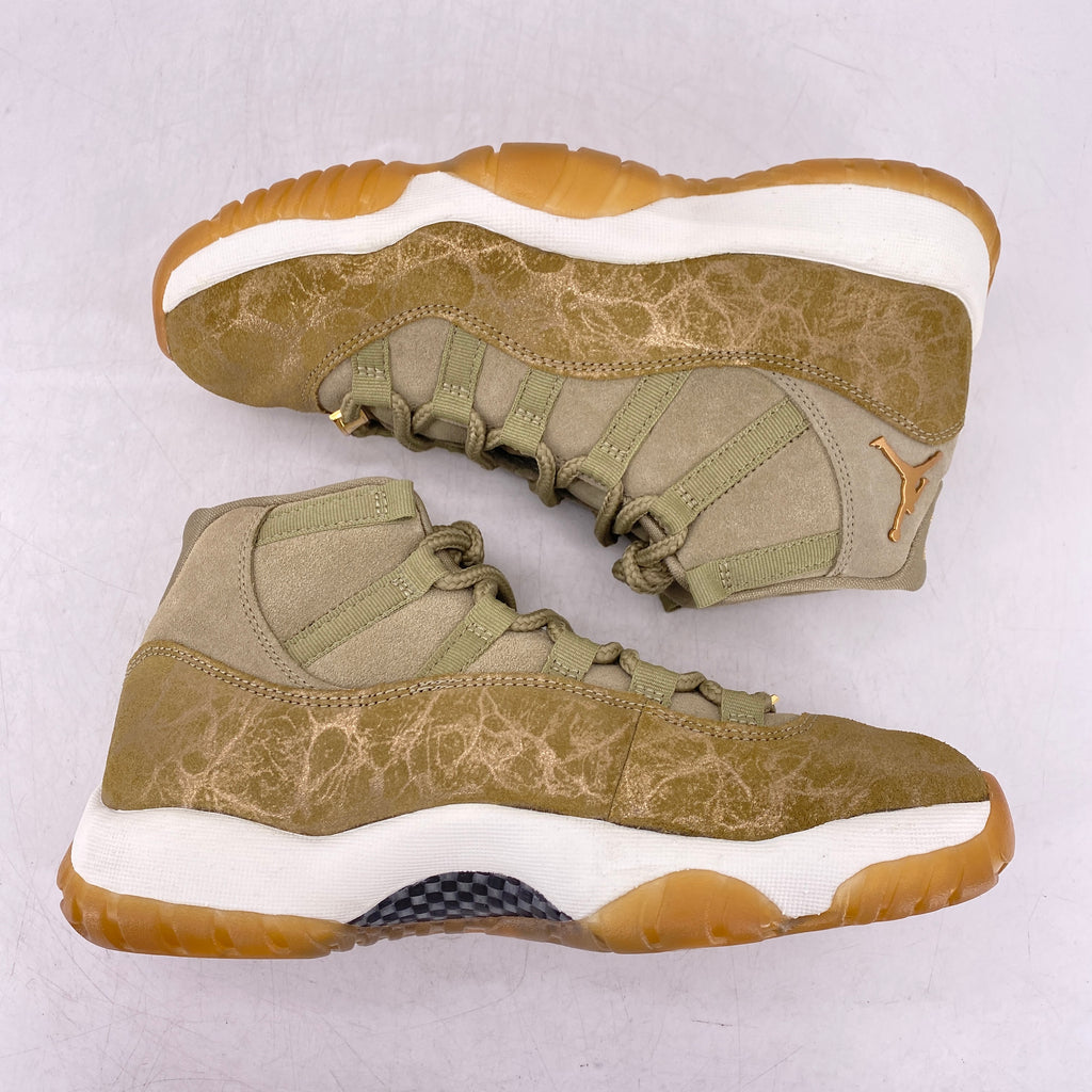 Air Jordan (W) 11 Retro "Neutral Olive" 2018 Used Size 8.5W