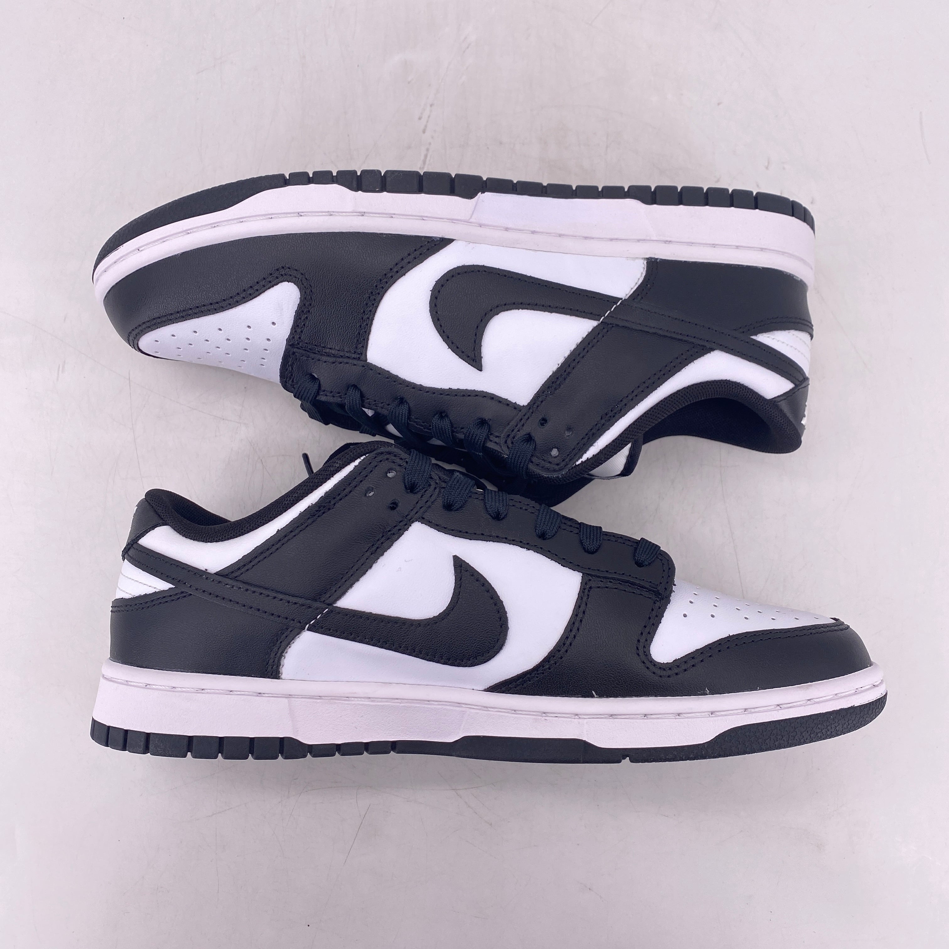 Nike Dunk Low Retro 