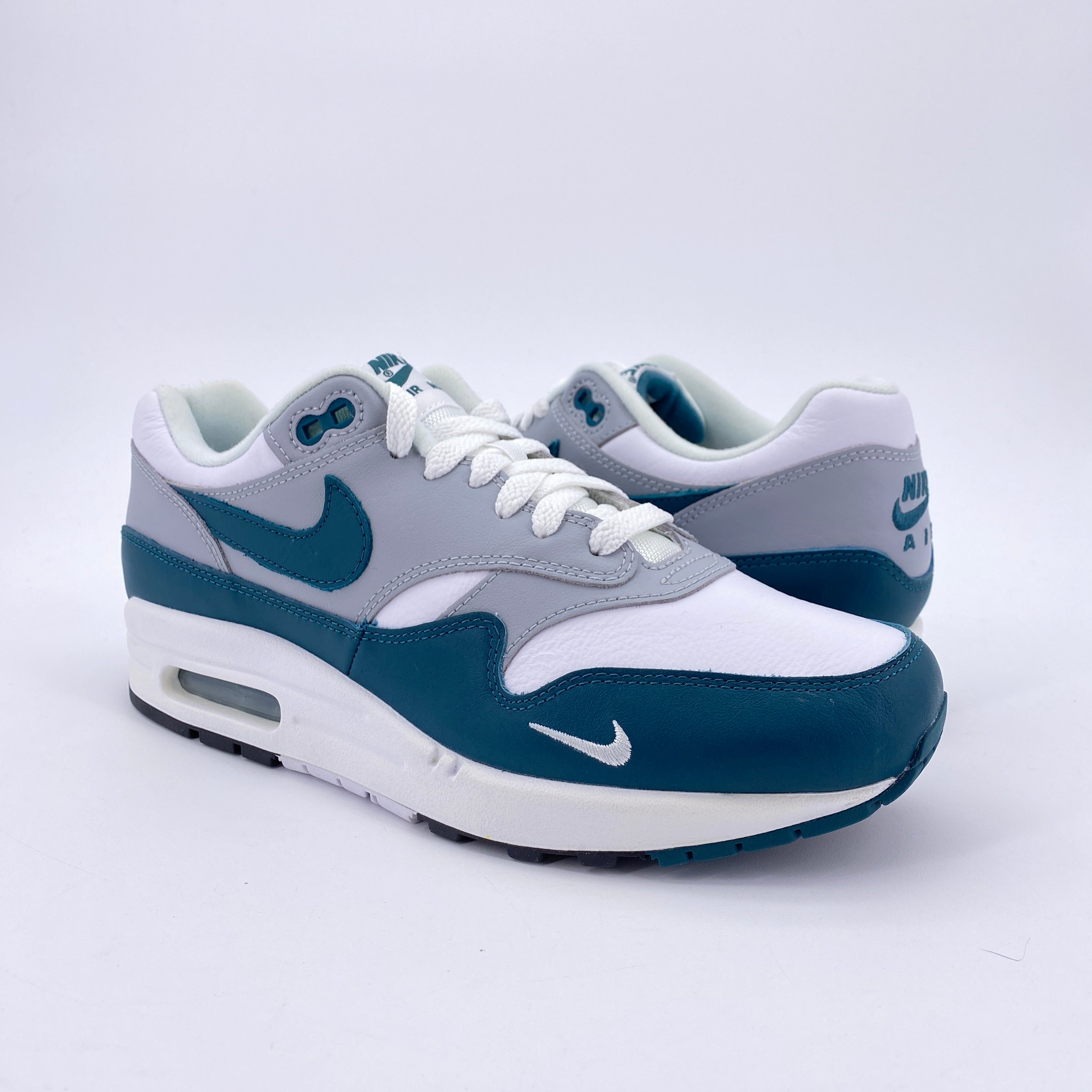 Nike Air Max 1 LV8 