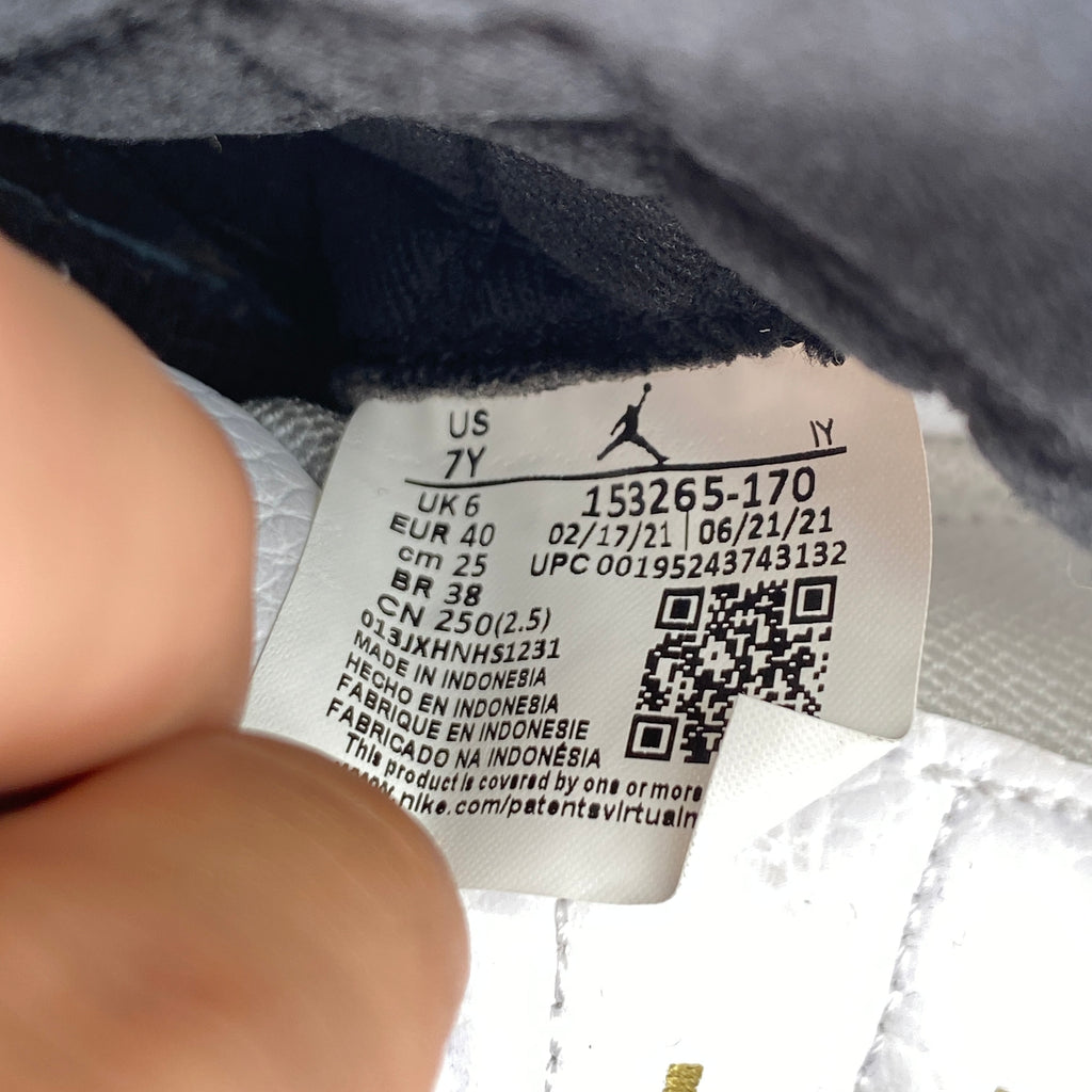 Air Jordan (GS) 12 Retro "Royalty Taxi" 2021 Used Size 7Y