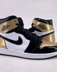 Air Jordan 1 Retro High OG "Gold Toe" 2018 Used Size 12