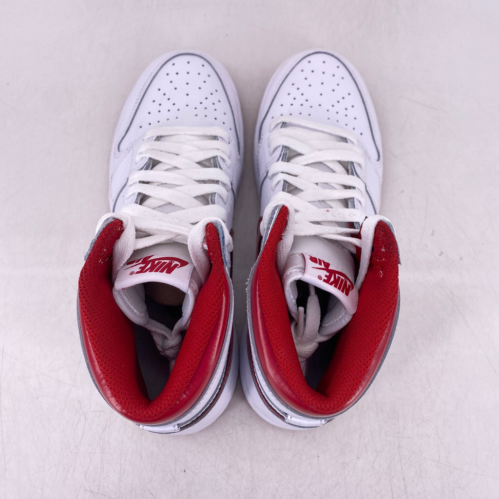 Air Jordan (GS) 1 Retro High "Metallic Red" 2017 Used Size 7Y