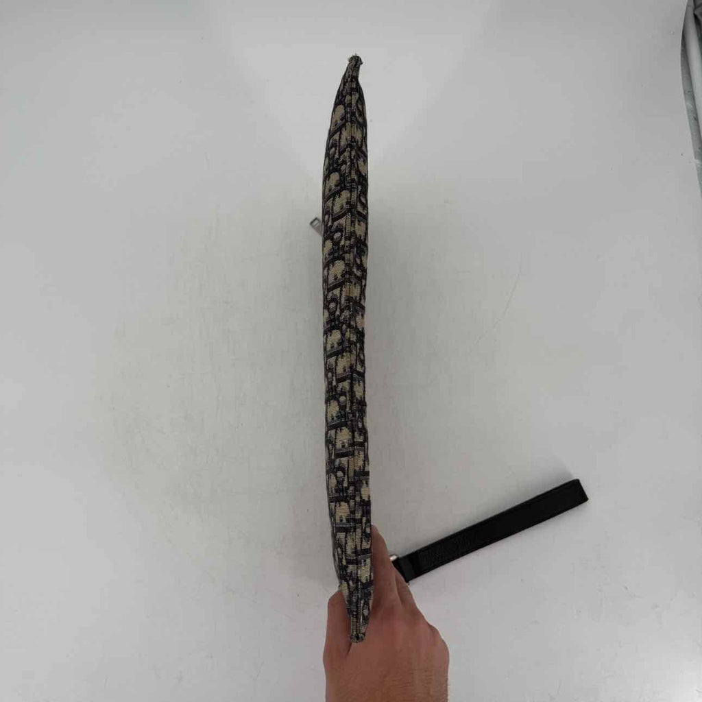 Dior Pouch "A5 TRIANGLE" Used Beige Size OS