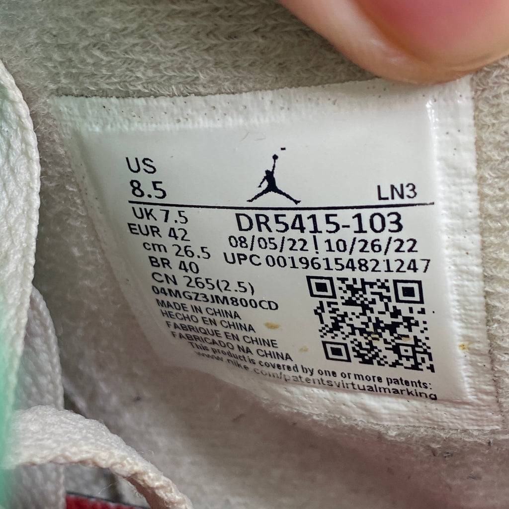 Air Jordan 4 Retro "Pine Green" 2023 Used Size 8.5
