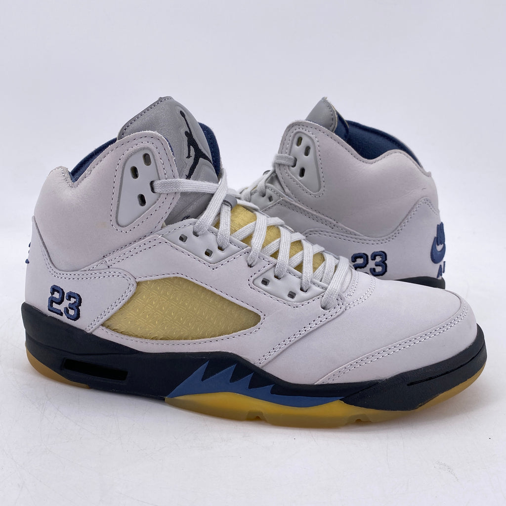 Air Jordan (W) 5 Retro "A Ma Maniere Dawn" 2023 Used Size 9W