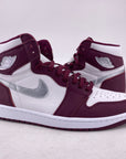 Air Jordan 1 Retro High OG "Bordeaux" 2021 New Size 10