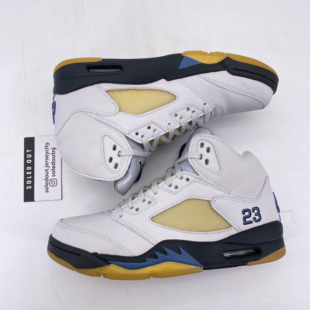 Air Jordan (W) 5 Retro "A Ma Maniere Dawn" 2023 Used Size 9W