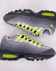 Nike Air Max 95 "Neon" 2012 Used Size 9