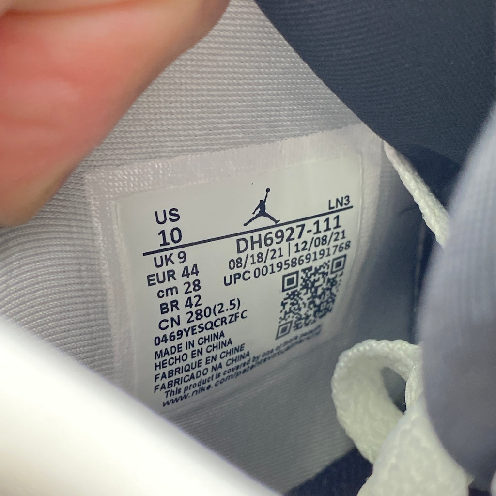 Air Jordan 4 Retro "MILITARY BLACK" 2022 Used Size 10