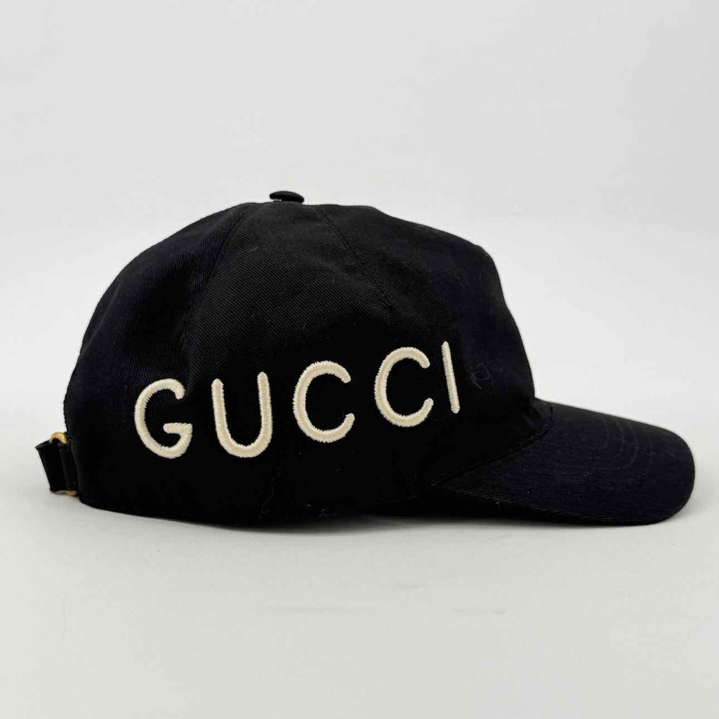Gucci Strapback "LOVED" Used Black Size XL