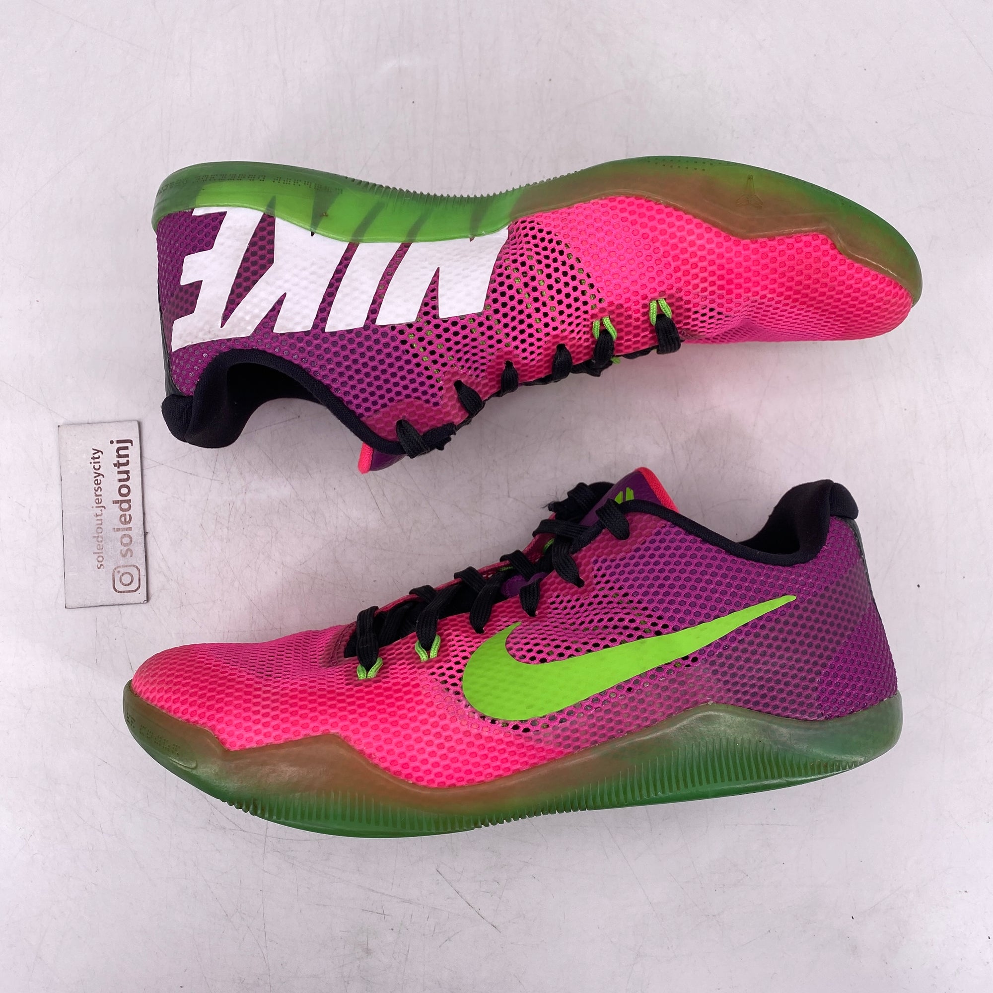 Nike Kobe 11 &quot;Mambacurial&quot; 2016 Used Size 8