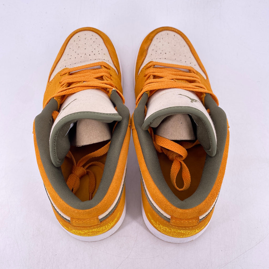 Air Jordan 1 Low SE "Light Curry" 2021 Used Size 9