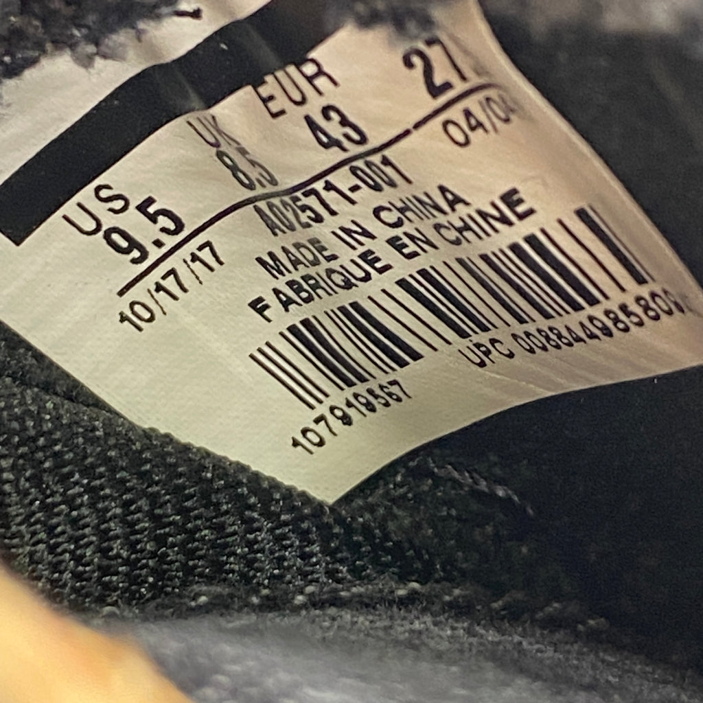 Air Jordan 4 Retro "Levis Black Denim" 2018 Used Size 9.5