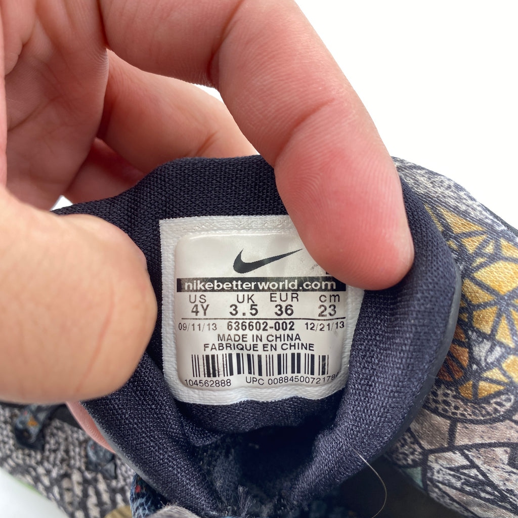 Nike (GS) Kobe 9 "Nola League" 2014 Used Size 4Y