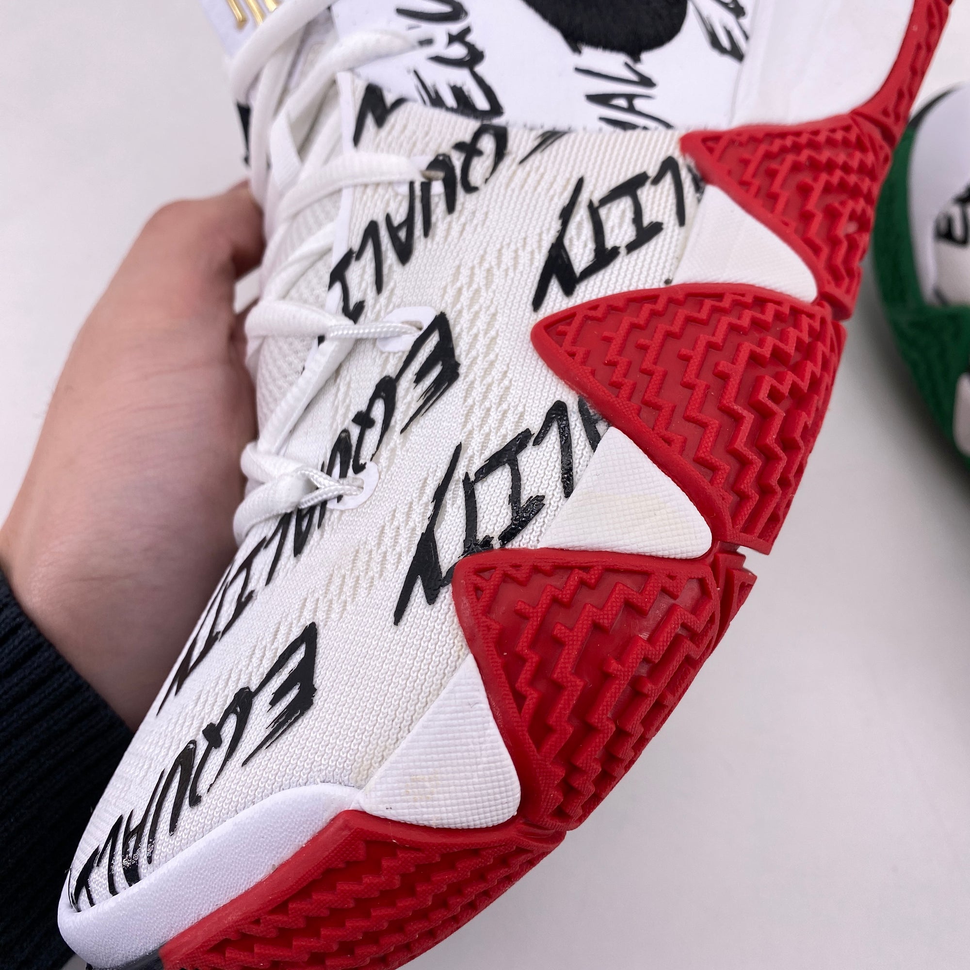 Nike Kyrie 4 &quot;Bhm&quot; 2018 New Size 8