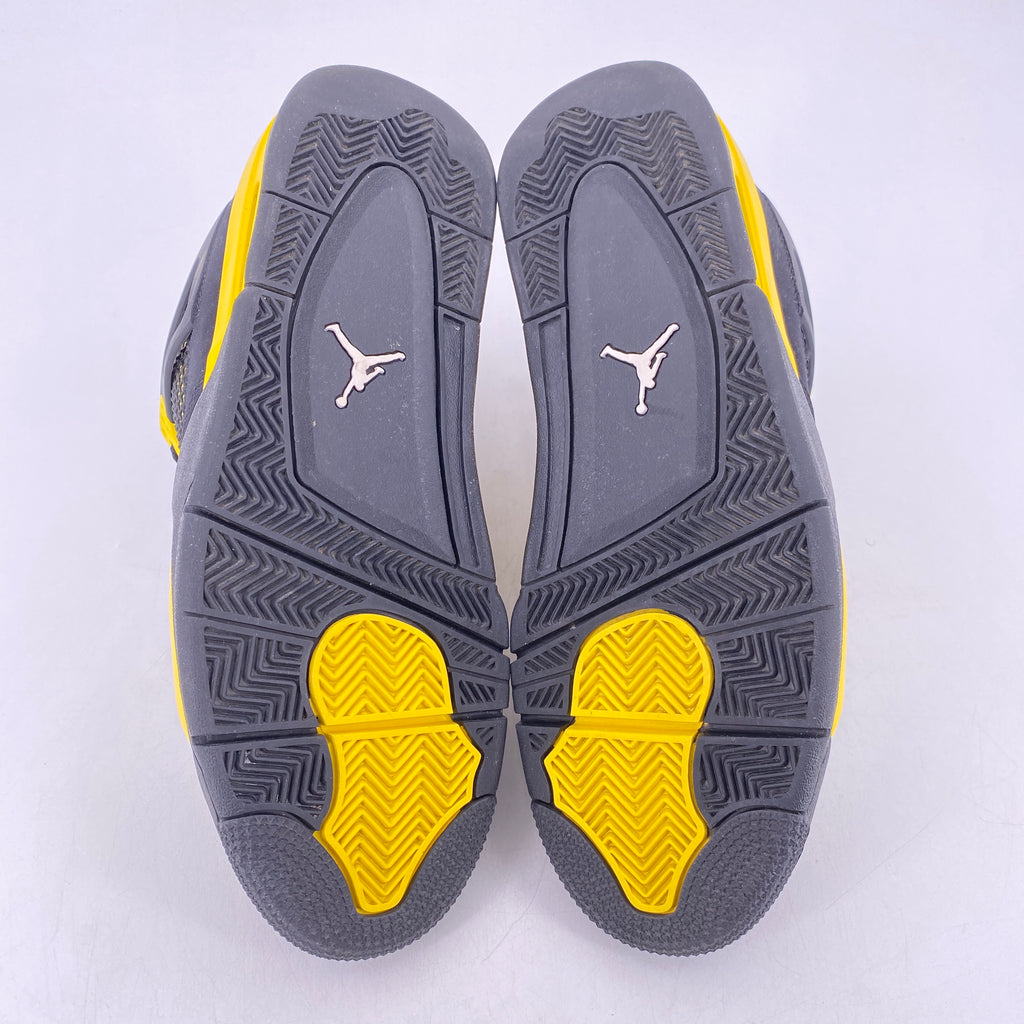 Air Jordan 4 Retro "Thunder" 2023 Used Size 11