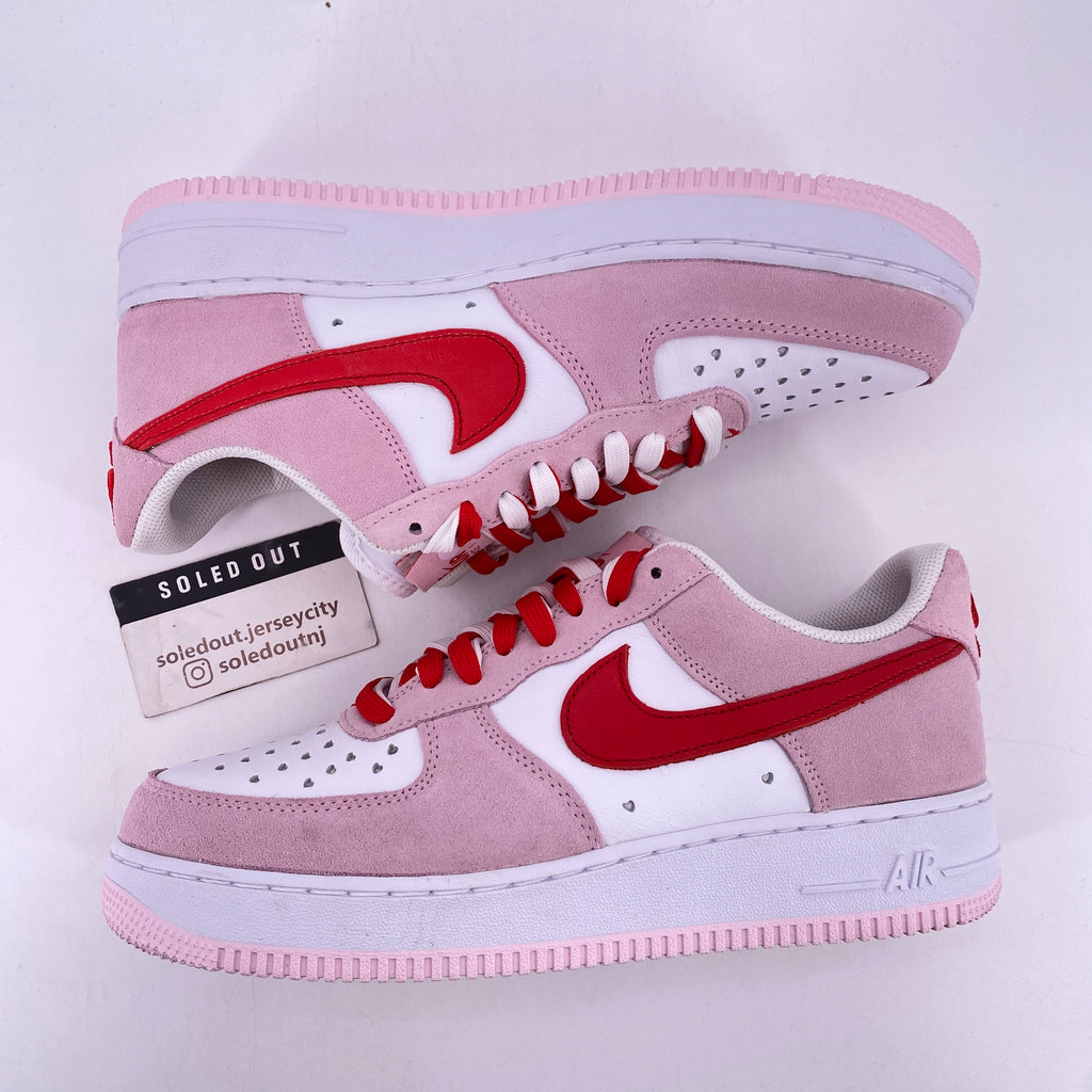 Nike Air Force 1 Low "Valentines Day" 2021 Used Size 9