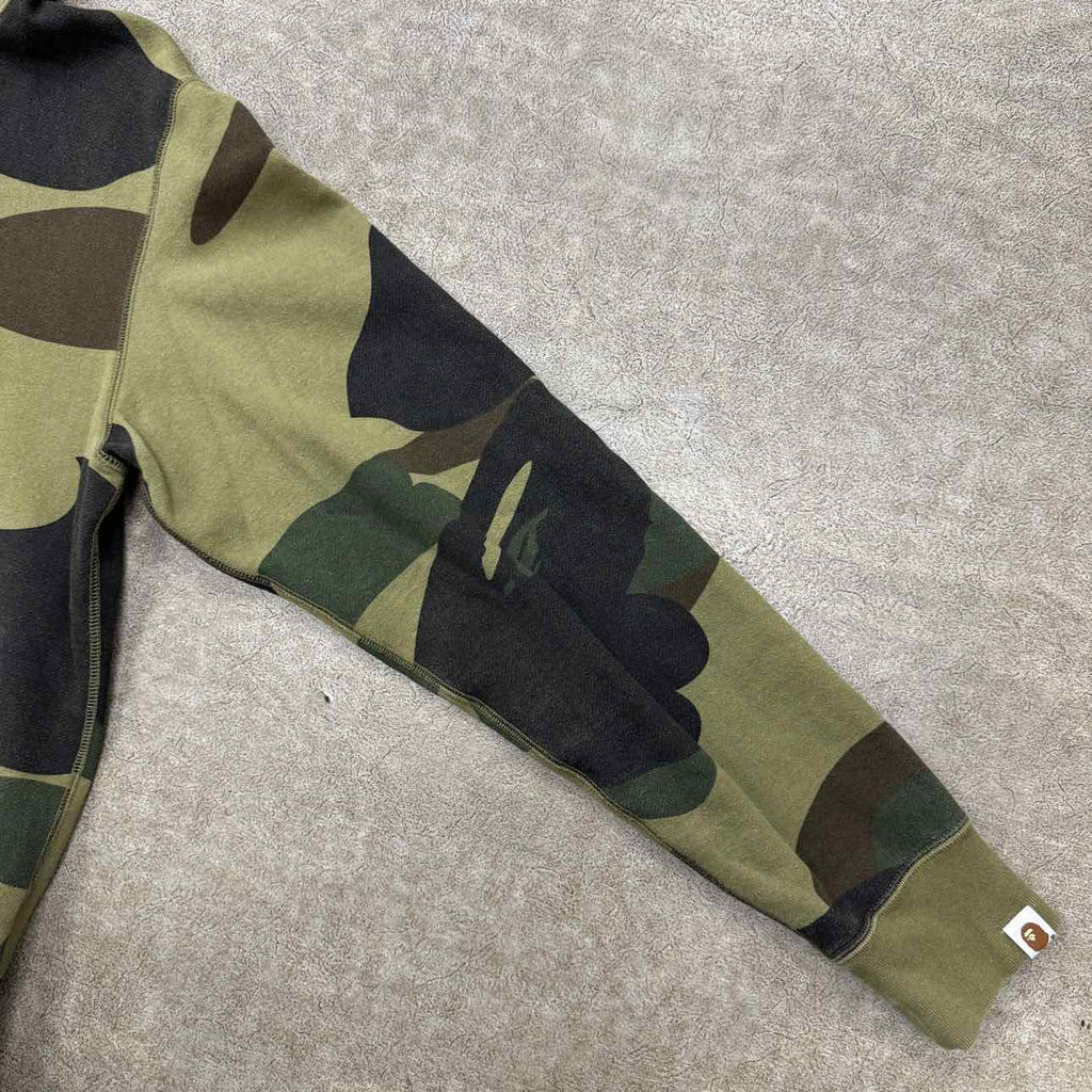 Bape Zip Up "BUSY WORKS" Camo Used Size L