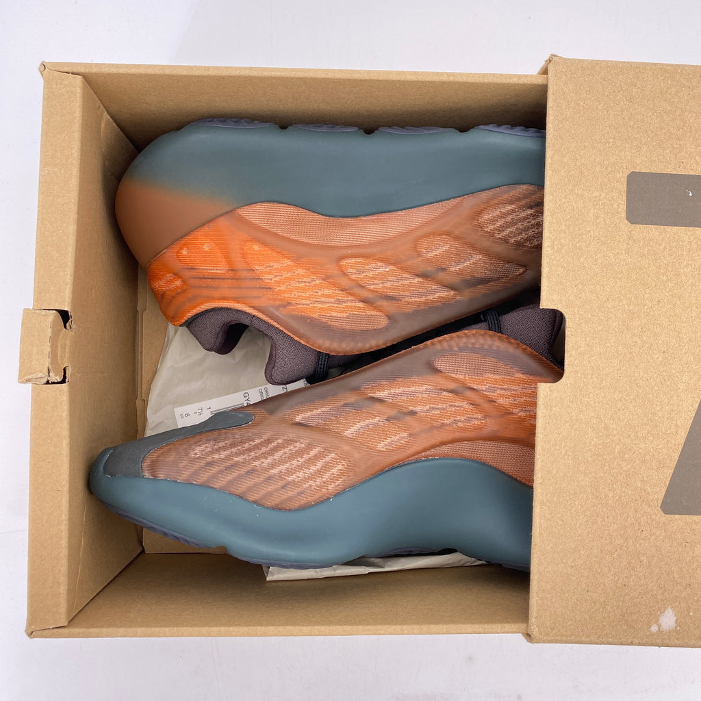 Yeezy 700 v3 "Copper Fade" 2021 New Size 8