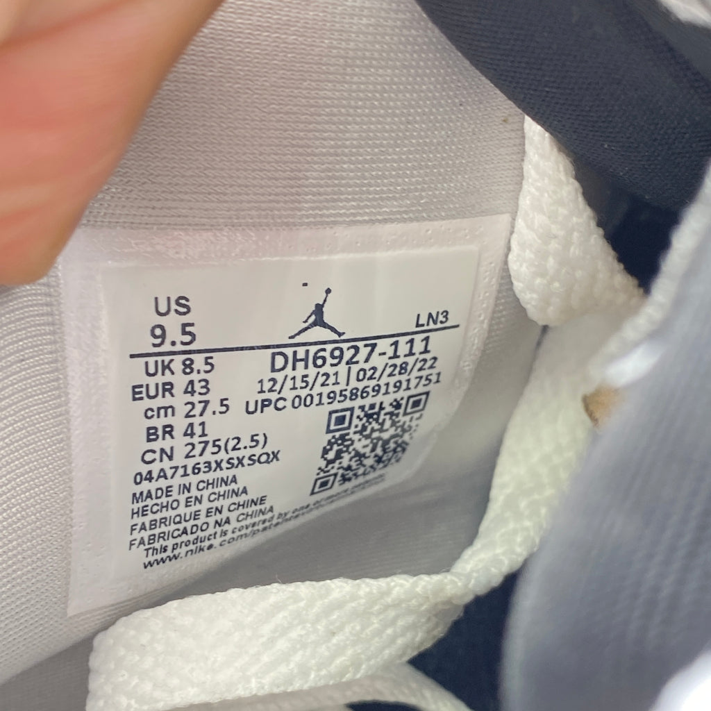 Air Jordan 4 Retro "Military Black" 2022 Used Size 9.5