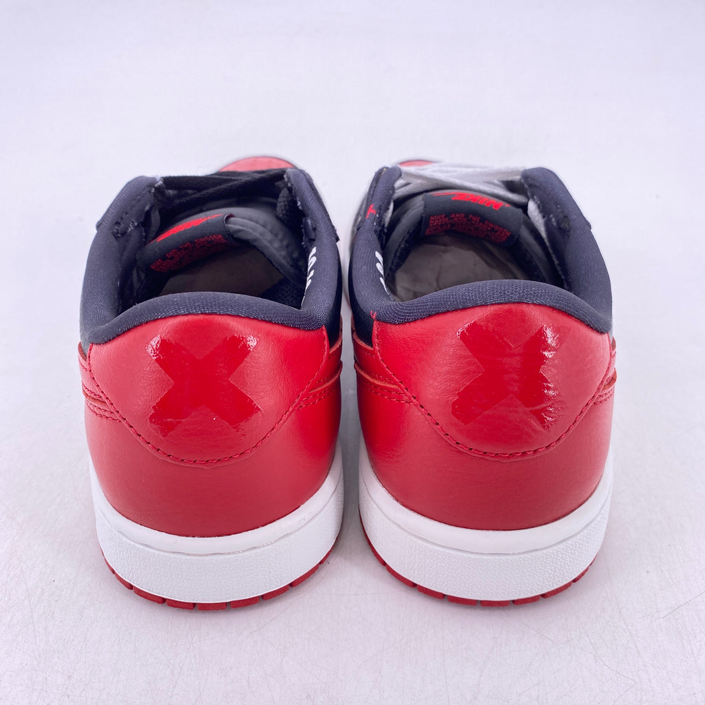 Air Jordan 1 Retro Low "Banned" 2026 Used Size 8.5