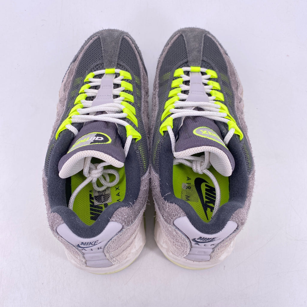 Nike Air Max 95 "Reverse Gradient Neon" 2025 Used Size 8