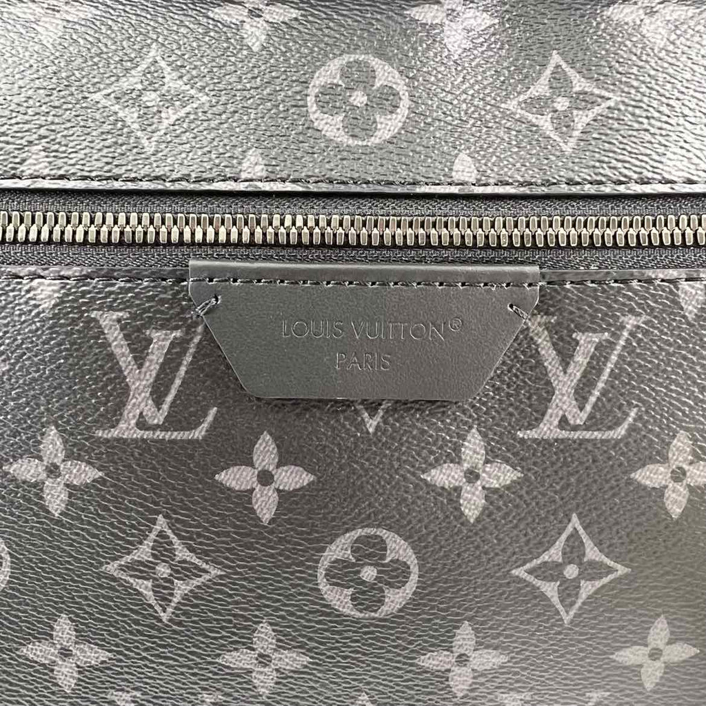 Louis Vuitton Backpack "DISCOVERY" New Black Size MM