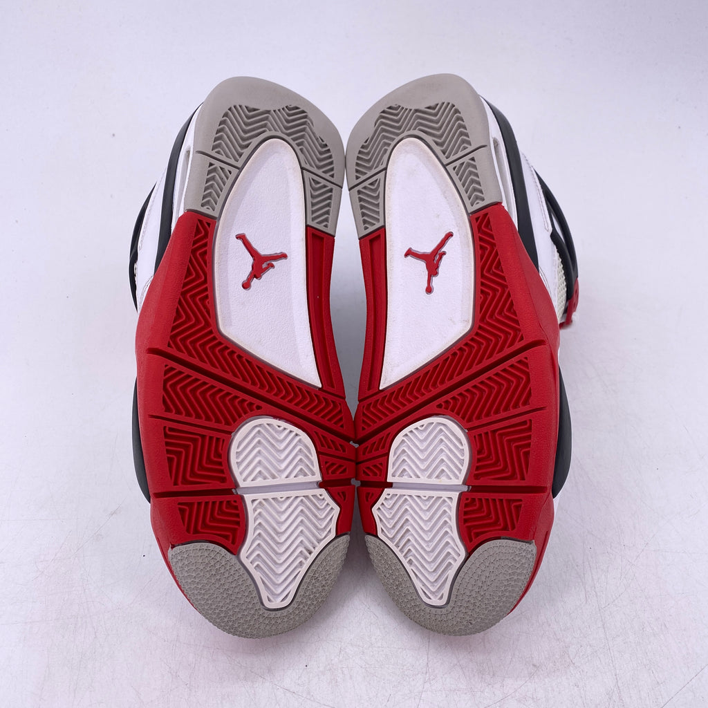Air Jordan (GS) 4 Retro "Fire Red" 2020 Used Size 6Y