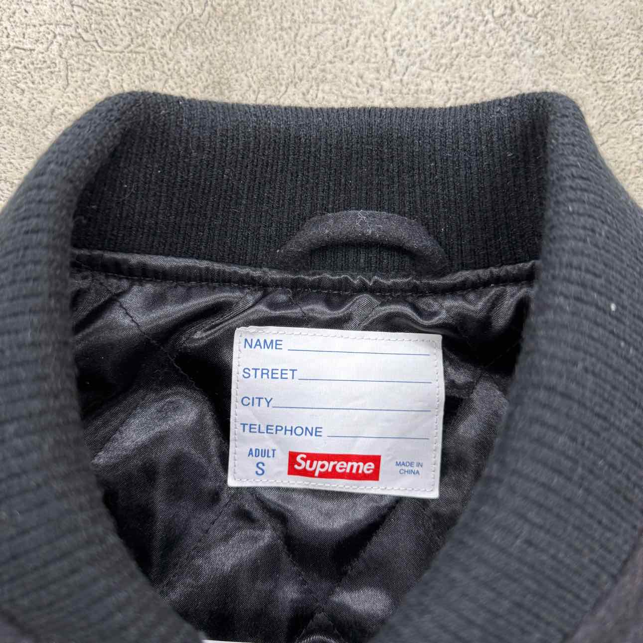 Supreme Jacket &quot;BIG LOGO CHENILLE&quot; Black Used Size S