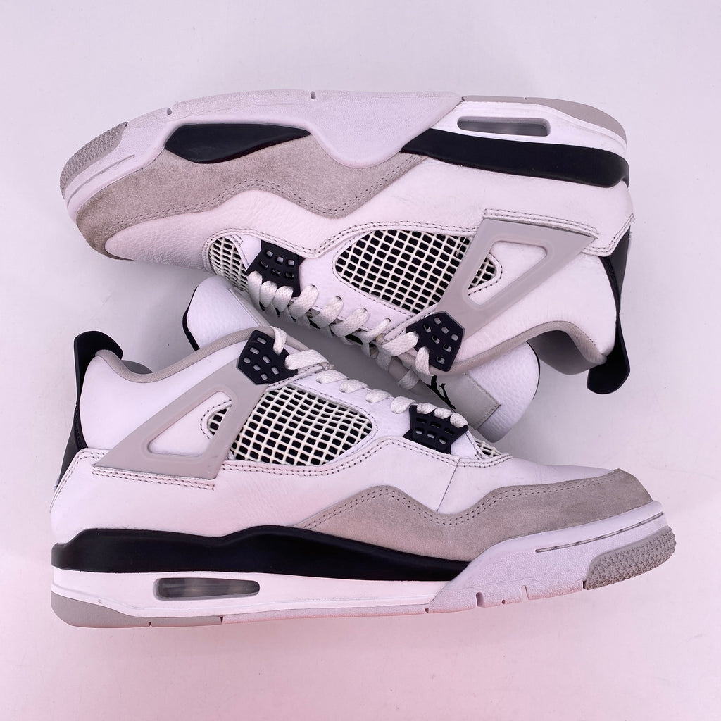 Air Jordan 4 Retro "Military Black" 2022 Used Size 9.5