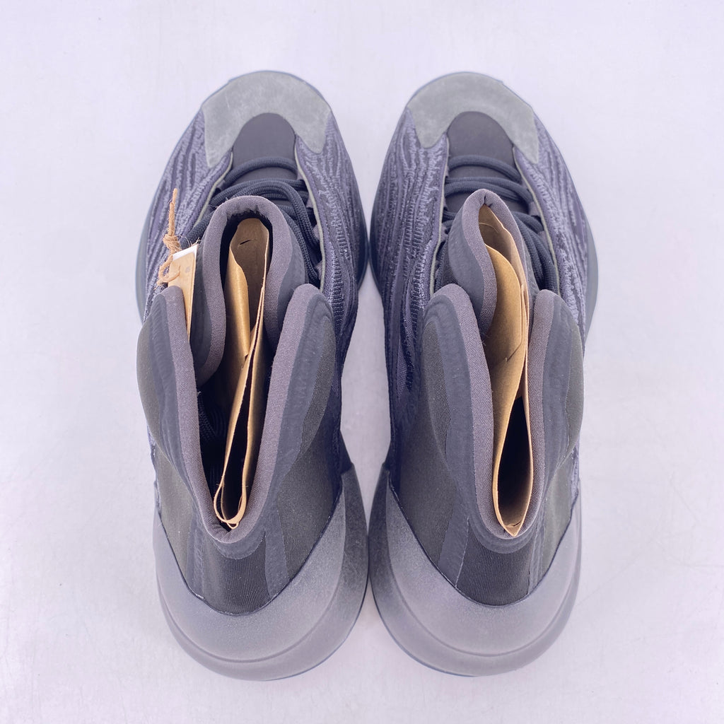 Yeezy QNTM "Onyx" 2021 New Size 11.5