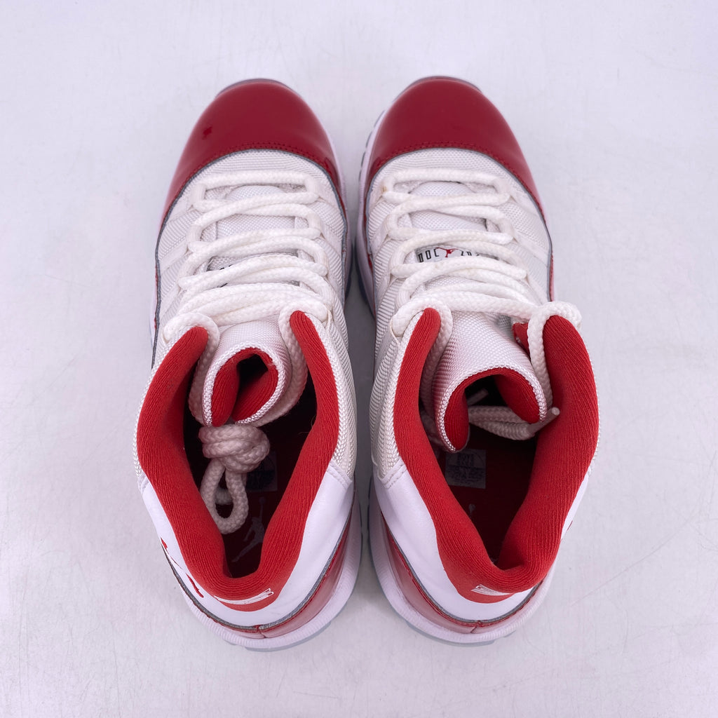 Air Jordan (GS) 11 Retro "Cherry" 2022 Used Size 7Y